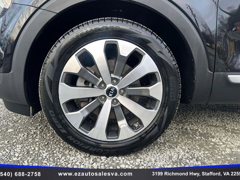 Used 2021 Kia Telluride S image 10