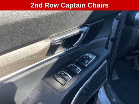 Used 2022 Kia Telluride EX w/ EX Premium Package image 19