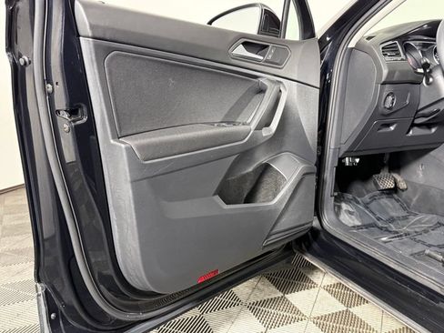 Used 2021 Volkswagen Tiguan S FWD image 24