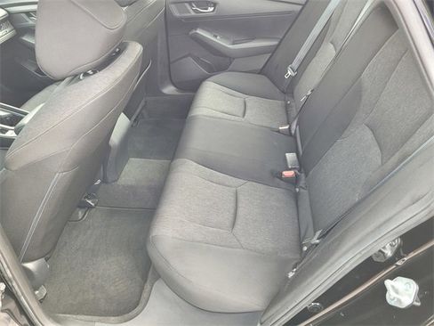 Used 2023 Honda Accord LX image 11