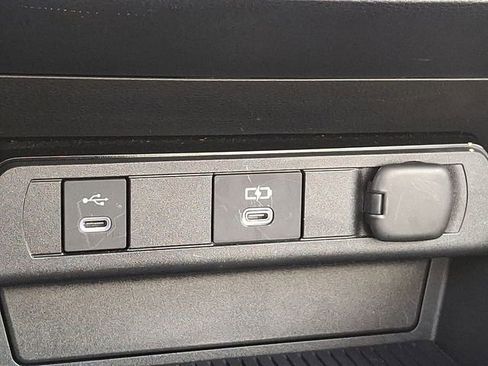 Used 2024 Toyota Prius XLE image 26