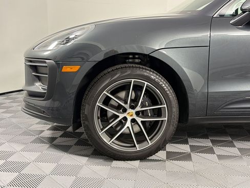 Certified 2026 Porsche Macan AWD/4WD image 7
