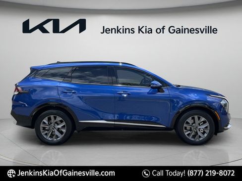 Used 2023 Kia Sportage SX FWD image 2