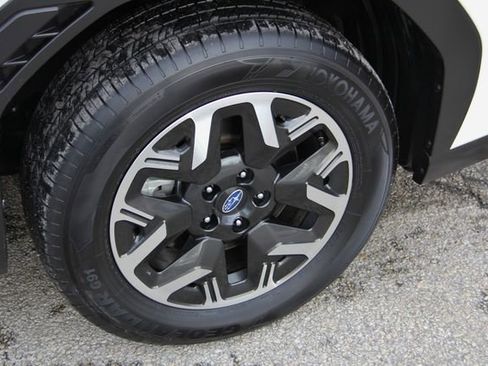 Certified 2025 Subaru Forester Premium image 12