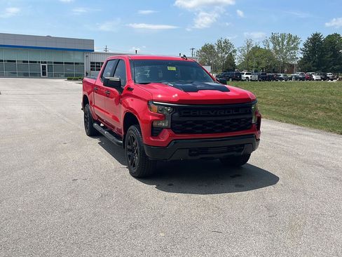 Used 2024 Chevrolet Silverado 1500 Custom Trail Boss w/ Turbomax Blackout Package AWD/4WD image 7