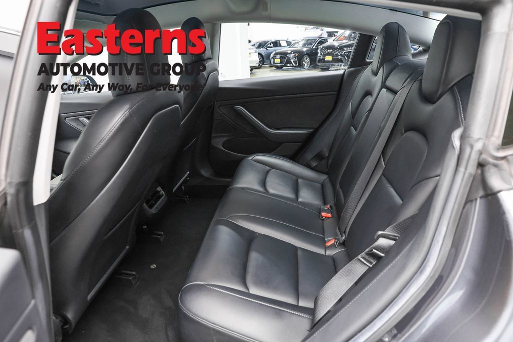 Used 2019 Tesla Model 3 Performance AWD/4WD image 18