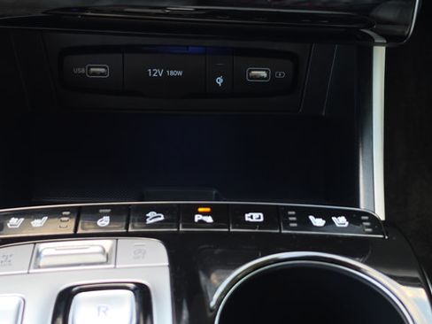Used 2022 Hyundai Tucson Limited w/ Cargo Package AWD/4WD image 9