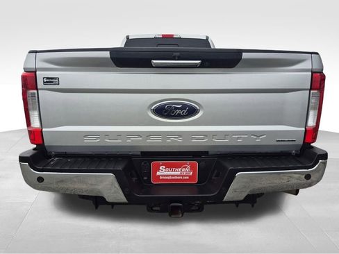 Used 2017 Ford F250 Lariat w/ Lariat Value Package image 5