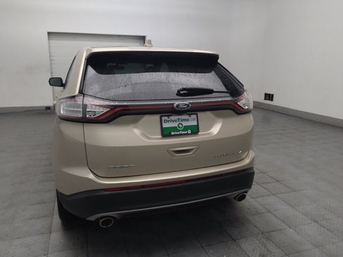 Used 2017 Ford Edge Titanium w/ Equipment Group 301A FWD image 6