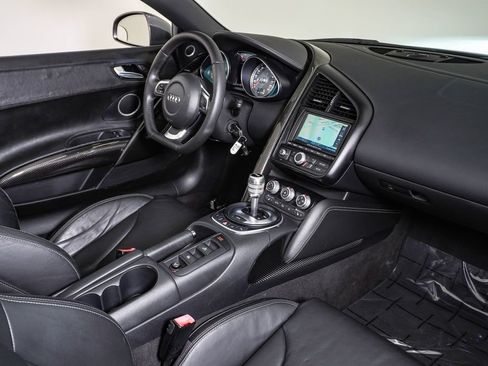 Used 2012 Audi R8 V8 AWD/4WD image 18