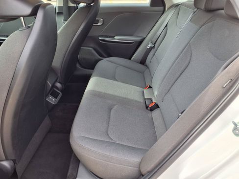 Used 2025 Kia K4 FWD image 10