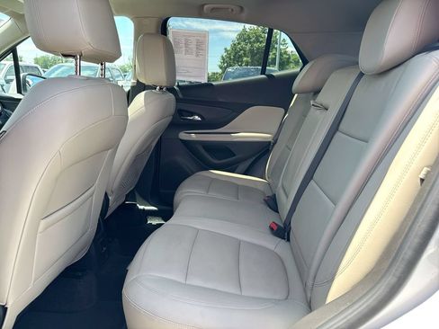 Used 2019 Buick Encore Essence w/ Experience Buick Package FWD image 24