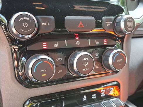 Certified 2022 RAM 1500 Big Horn image 16