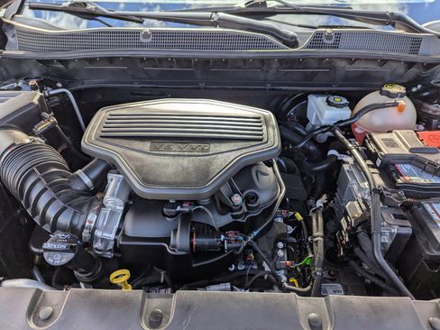 Used 2024 Chevrolet Blazer LT w/ Sound & Technology Package image 33