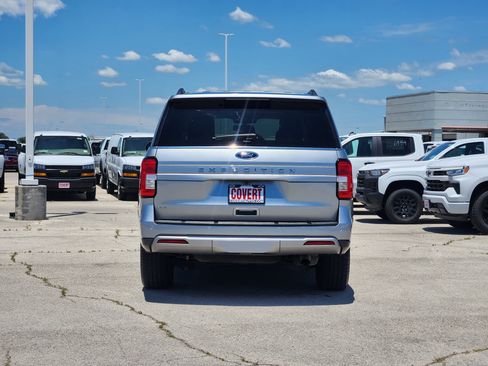 Used 2022 Ford Expedition XLT RWD image 6