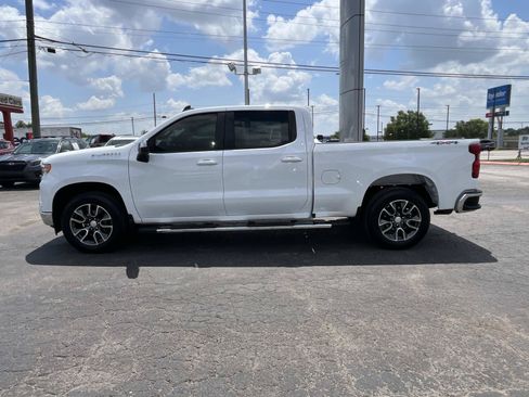 Used 2022 Chevrolet Silverado 1500 LT AWD/4WD image 4