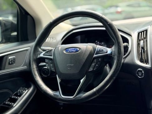 Used 2017 Ford Edge Titanium AWD/4WD image 20