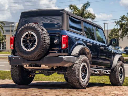 Used 2021 Ford Bronco Big Bend w/ Sasquatch Package AWD/4WD image 5