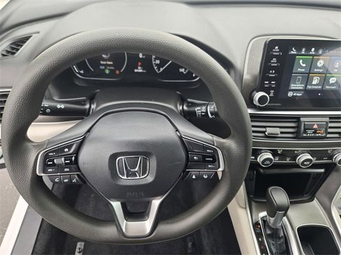 Used 2022 Honda Accord LX image 27