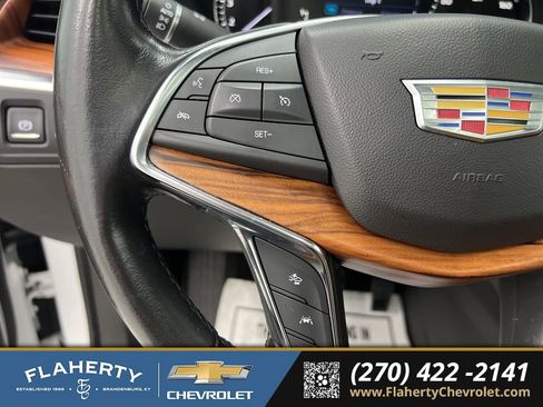 Used 2020 Cadillac XT5 Premium Luxury w/ LPO, Floor Liner Package image 27