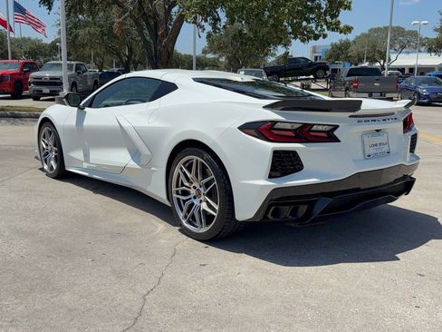Used 2026 Chevrolet Corvette Stingray Coupe w/ 1LT RWD image 3