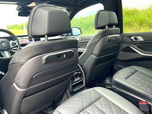 Certified 2024 BMW X7 xDrive40i w/ Executive Package AWD/4WD image 18