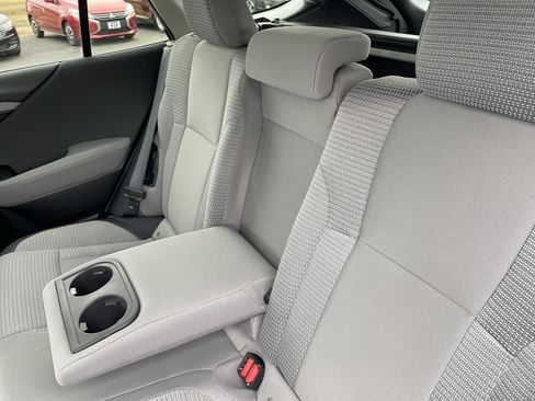 Used 2025 Subaru Outback Premium image 16