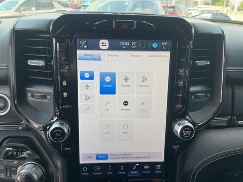 Used 2022 RAM 1500 Limited image 30