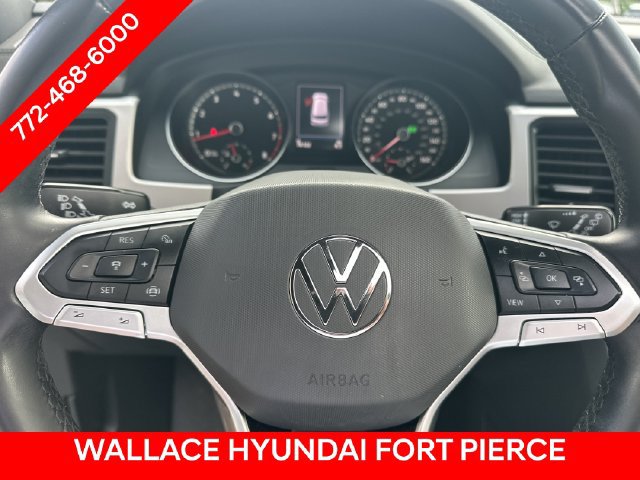 Used 2020 Volkswagen Atlas Cross Sport SE w/ Panoramic Sunroof Package FWD image 22