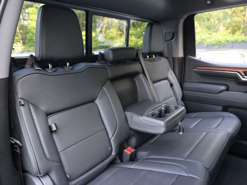 Used 2023 GMC Sierra 1500 Denali w/ Denali Reserve Package AWD/4WD image 38