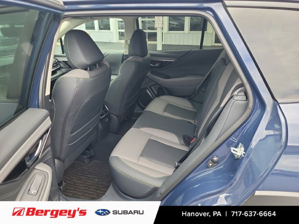 Used 2024 Subaru Outback Onyx Edition AWD/4WD image 10