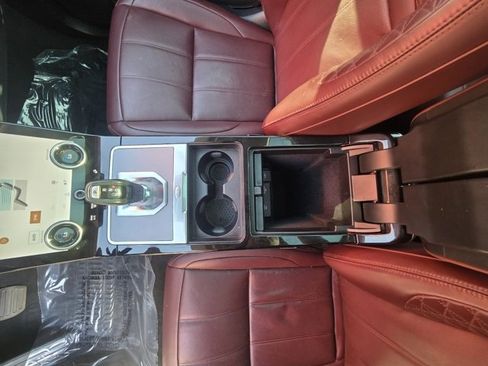 Used 2021 Land Rover Range Rover Evoque SE image 41