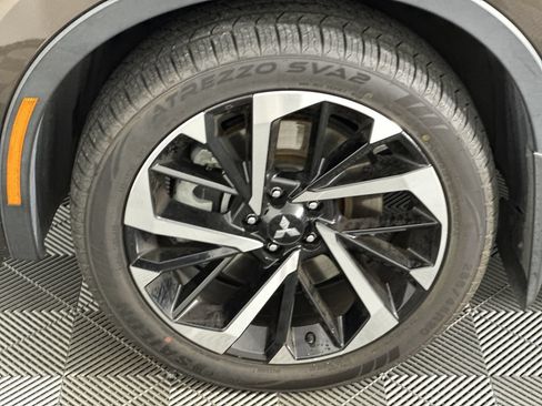 Used 2022 Mitsubishi Outlander SEL FWD image 2