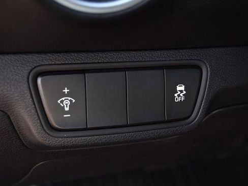 Used 2024 Kia Forte LXS image 9