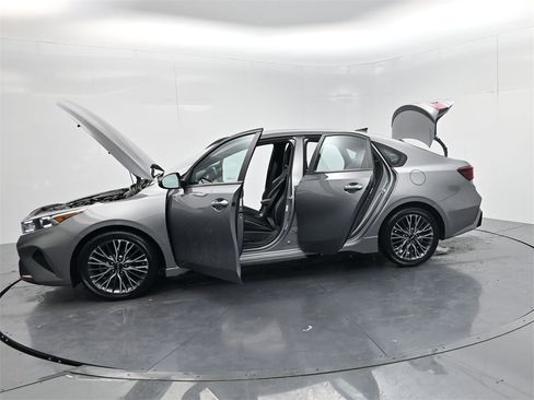 Certified 2023 Kia Forte GT-Line w/ GT-Line Premium Package image 58