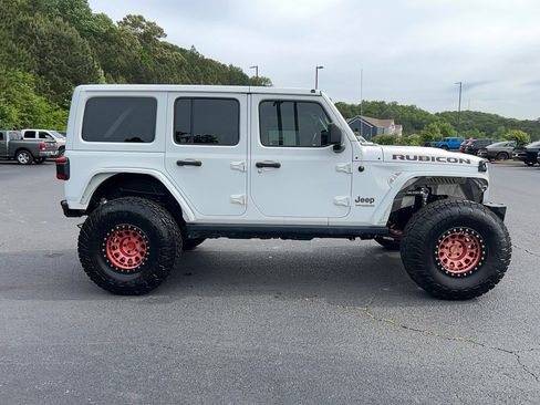 Used 2019 Jeep Wrangler Unlimited Rubicon AWD/4WD image 4