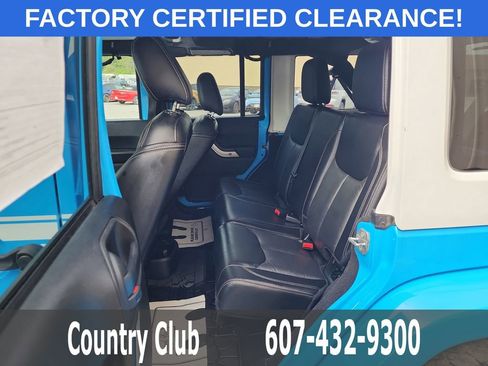 Used 2017 Jeep Wrangler Unlimited Sahara w/ Quick Order Package 24E Chief AWD/4WD image 23