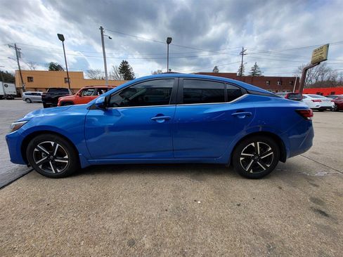 Used 2025 Nissan Sentra SV image 4