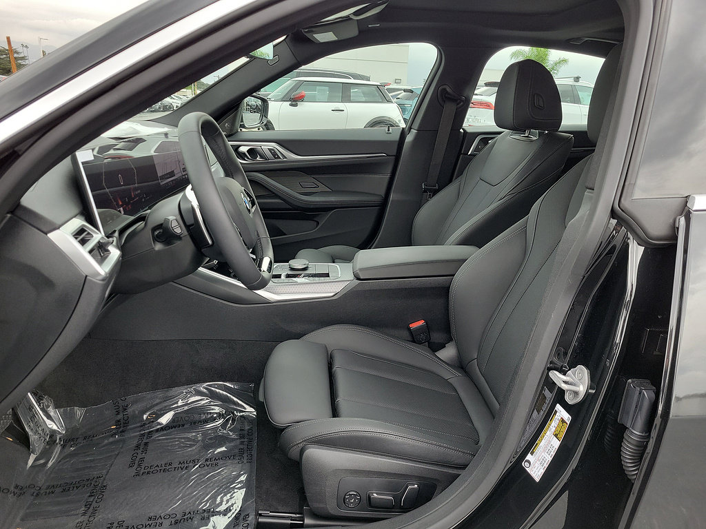 Used 2026 BMW 430i w/ Premium Package RWD image 18