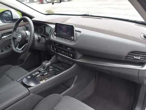 Used 2023 Nissan Rogue SV FWD image 63