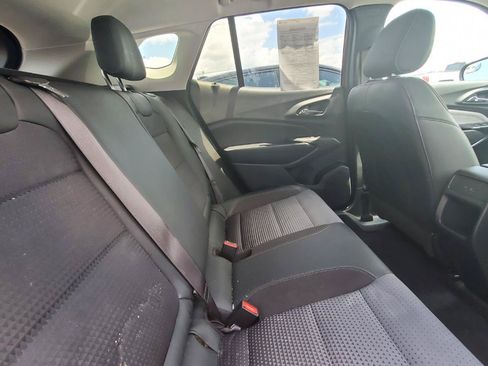Used 2024 Chevrolet Trax LT FWD image 6