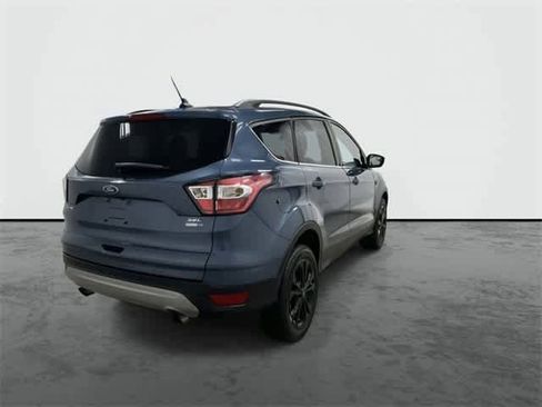 Used 2018 Ford Escape SEL image 3