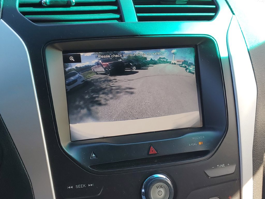 Used 2013 Ford Explorer XLT FWD image 21