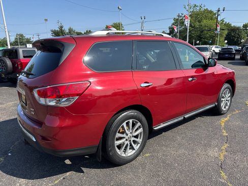 Used 2014 Nissan Pathfinder SV AWD/4WD image 6