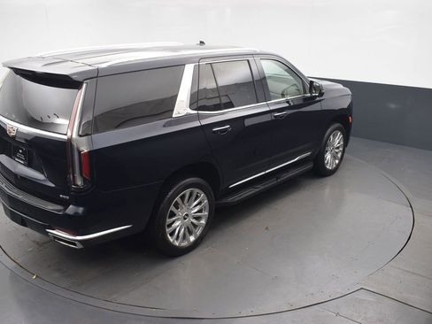 Used 2023 Cadillac Escalade Premium Luxury image 47