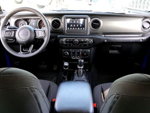 Used 2023 Jeep Wrangler Sport S image 25