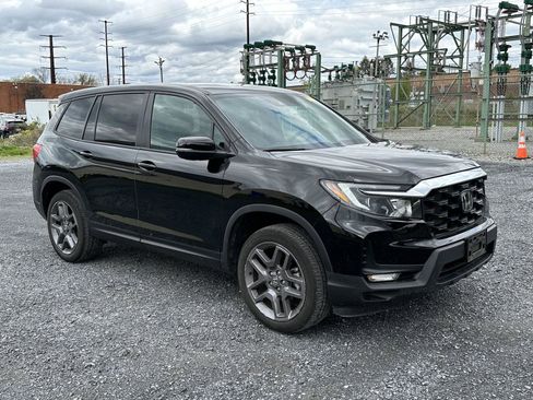 Used 2023 Honda Passport EX-L image 2