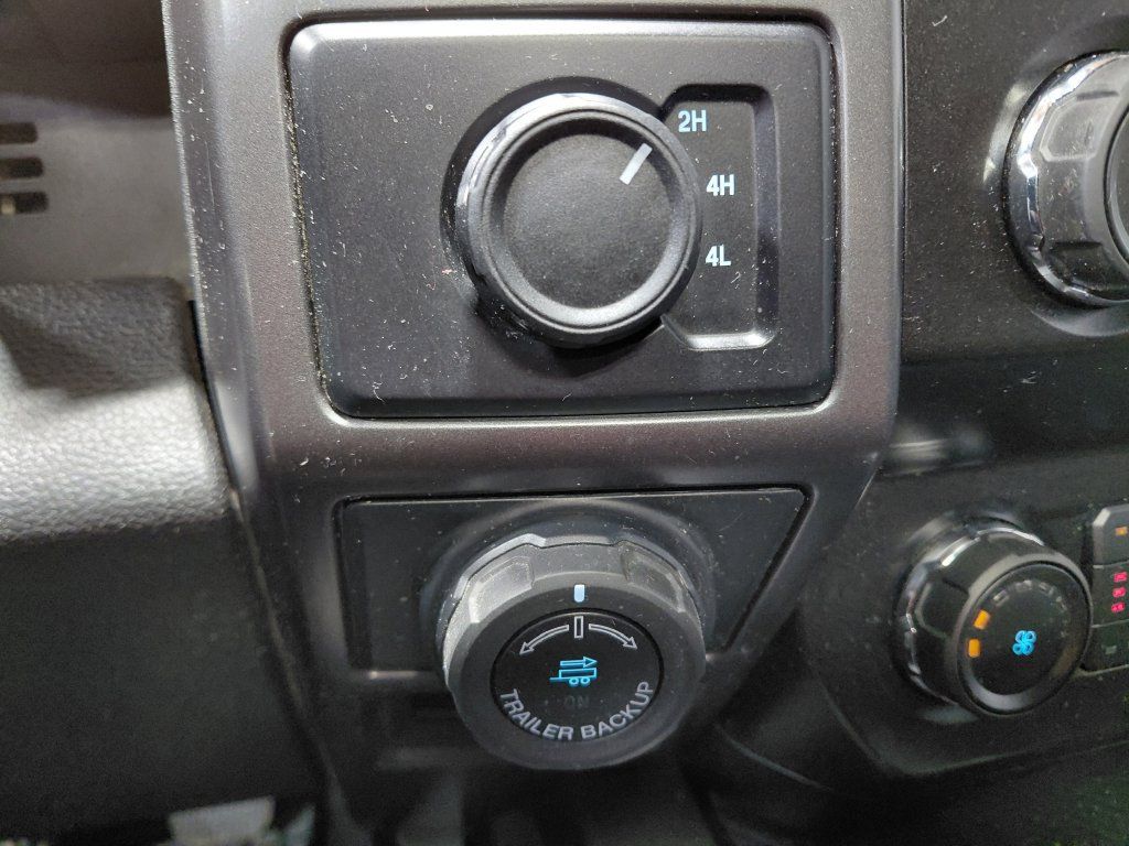 Used 2020 Ford F150 XLT w/ Equipment Group 302A Luxury AWD/4WD image 37