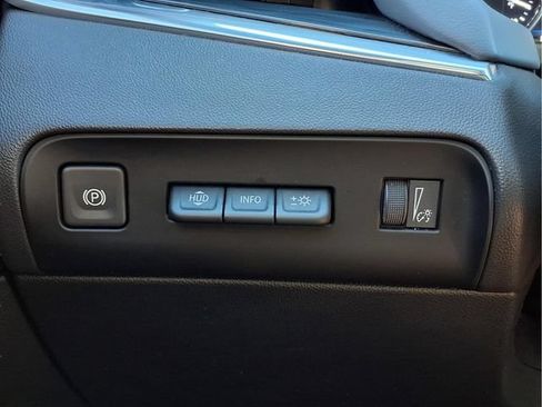 Certified 2023 Buick Enclave Premium w/ Experience Buick Package FWD image 12