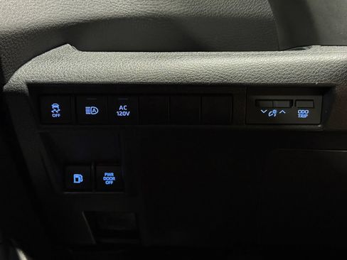 Used 2022 Toyota Sienna XLE Woodland Edition w/ Protection Package (TMS) AWD/4WD image 31